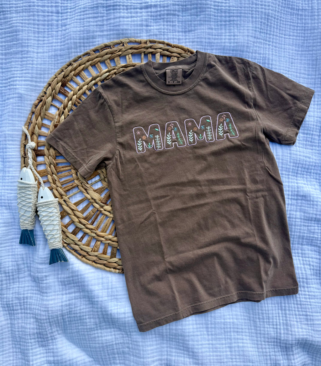 MAMA wild tee