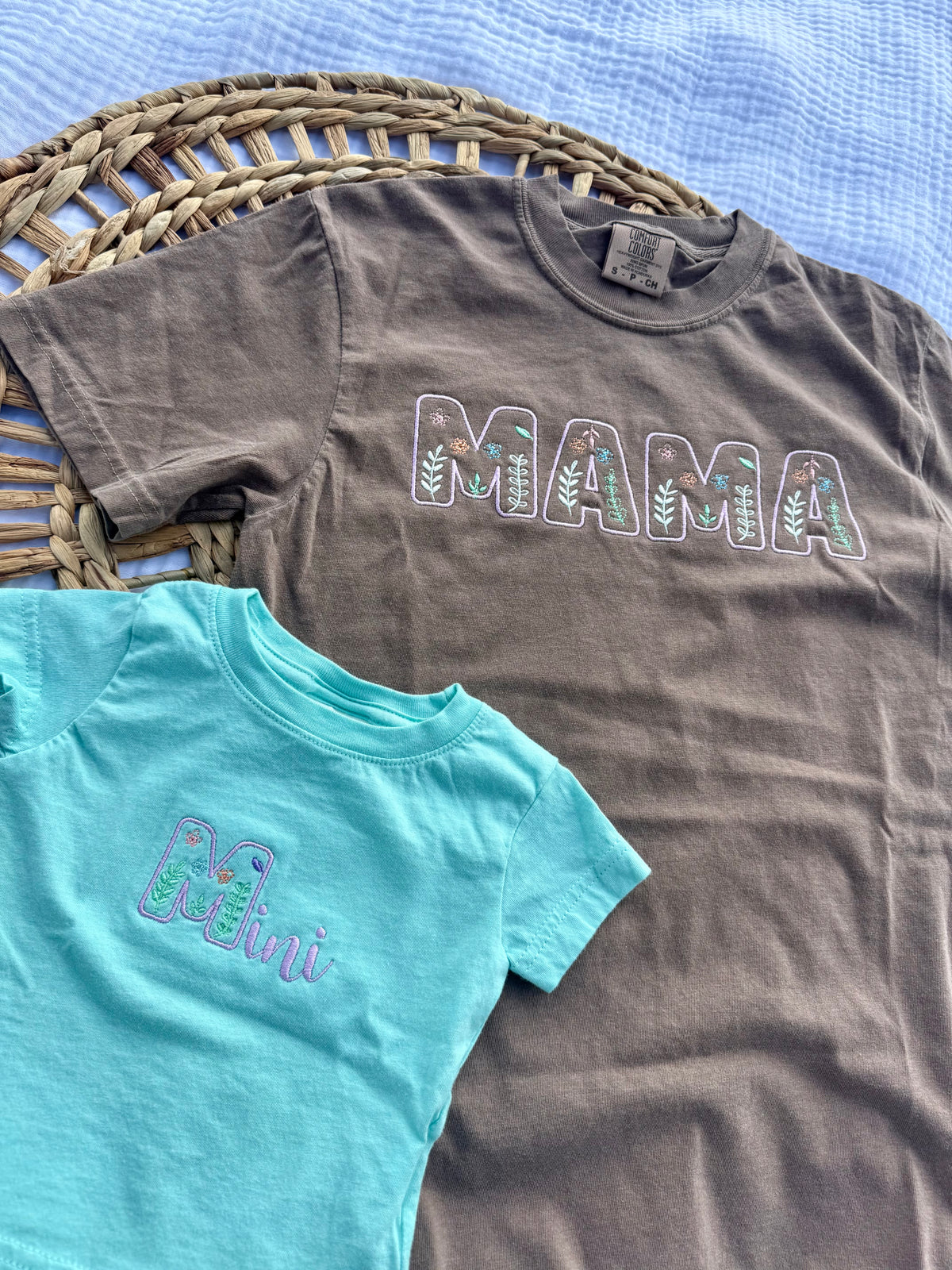 MAMA wild tee