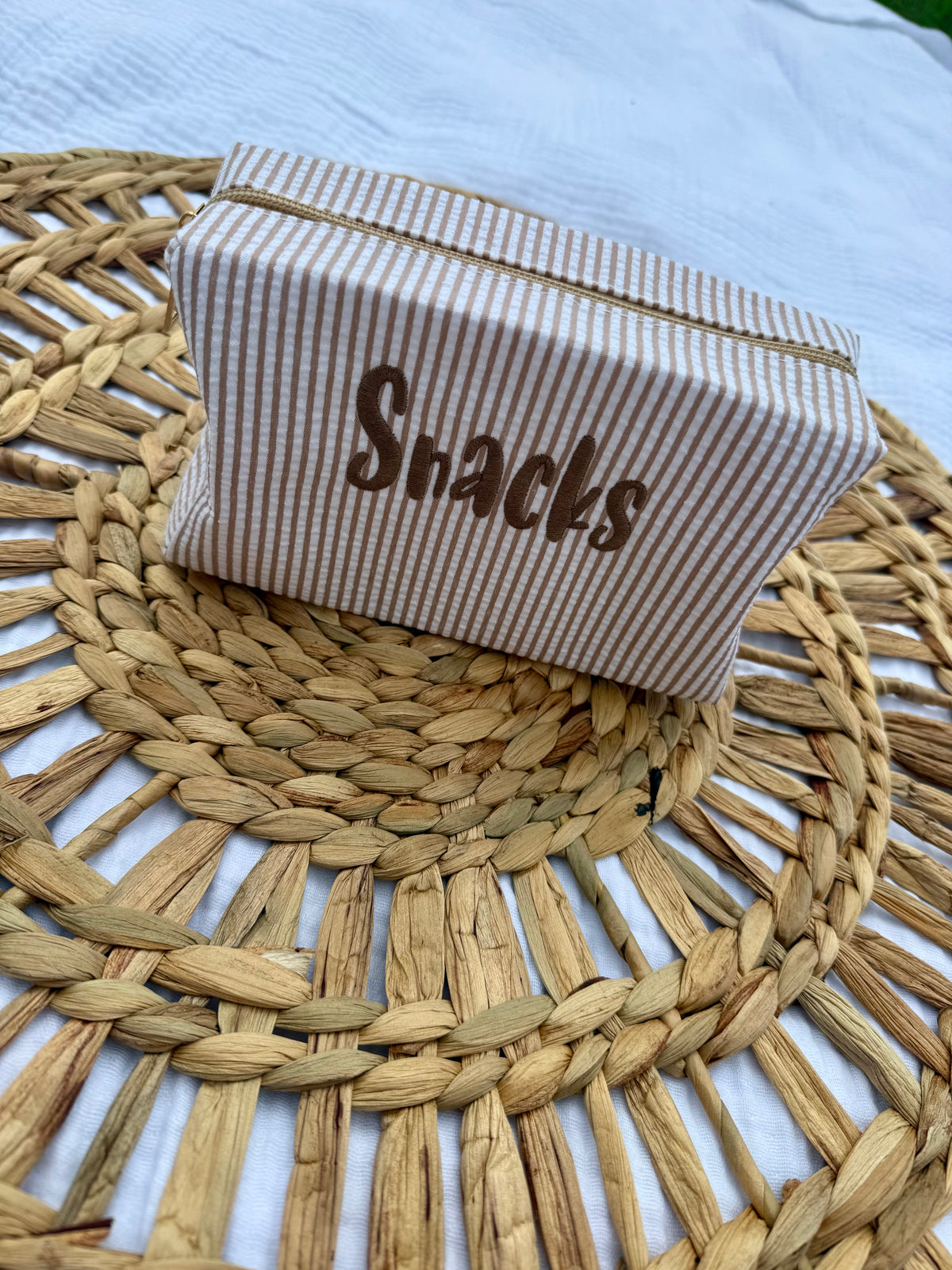 “Snacks” sear-sucker pouch